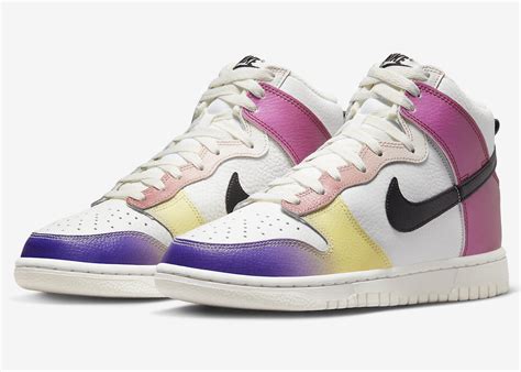 nike women's dunk high 9.5